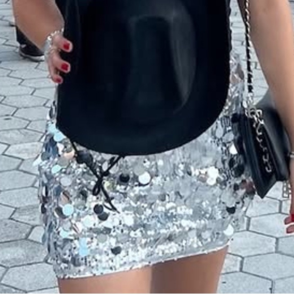 SHEIN Silver Sequin Pencil Skirt